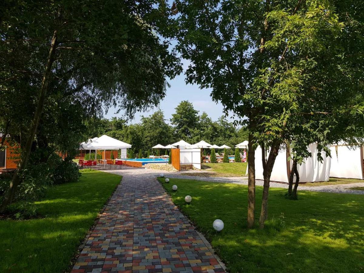 Stara Zbur'yivka Liman Park Eco Hotel المظهر الخارجي الصورة
