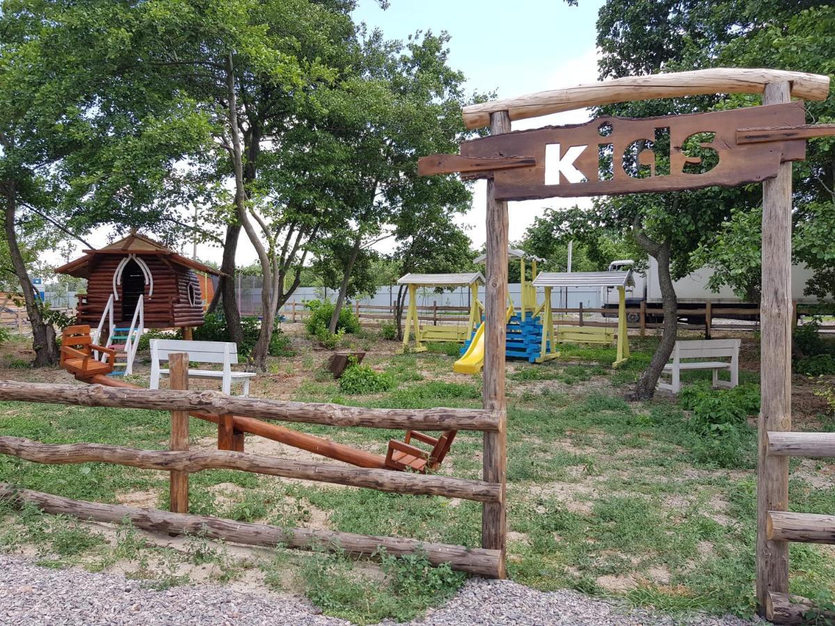 Stara Zbur'yivka Liman Park Eco Hotel المظهر الخارجي الصورة